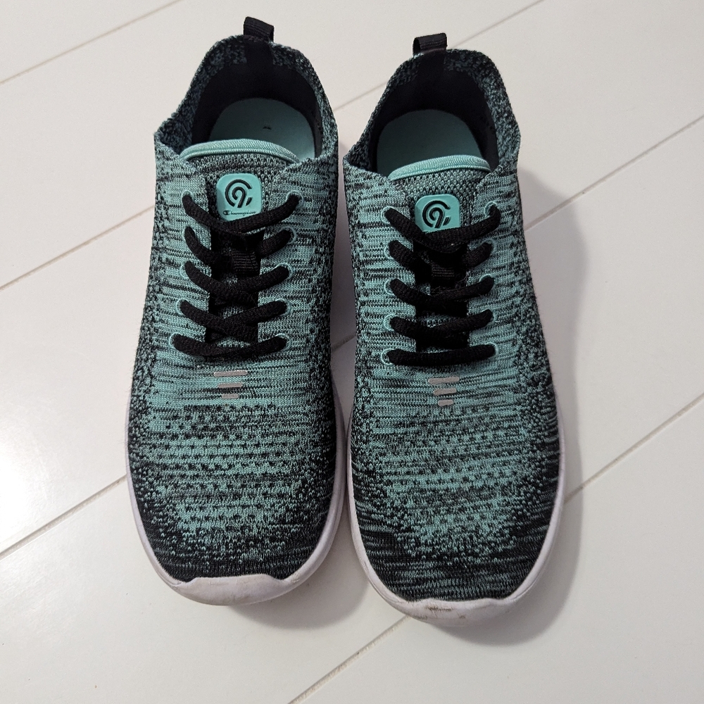 Women's Champion C9 Running Shoes SZ 9